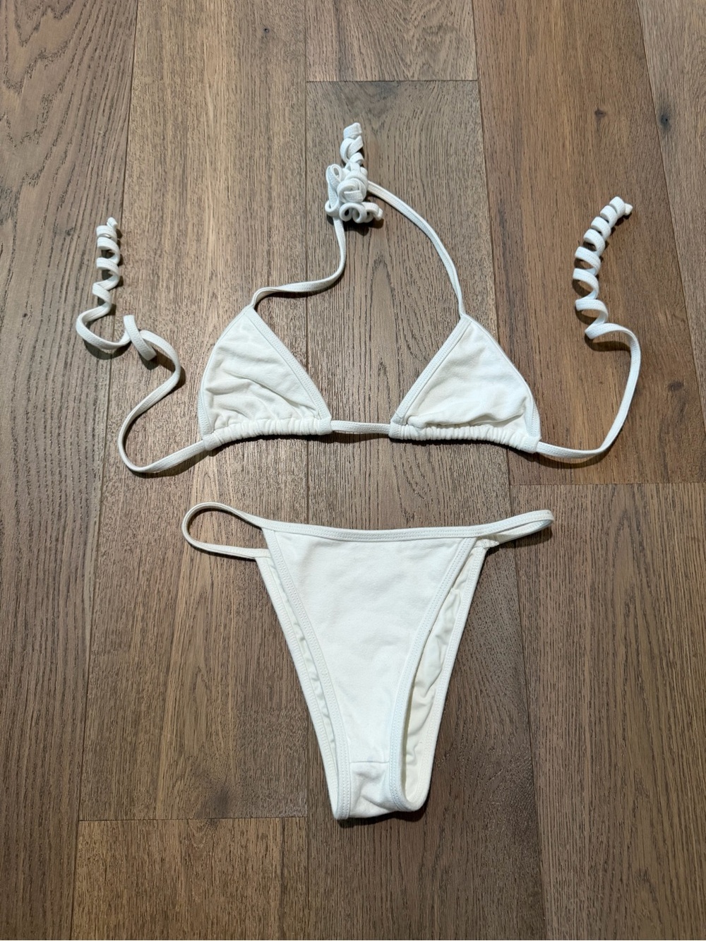 Frankie’s Bikinis x Pamela Anderson White String Triangle Bikini Set